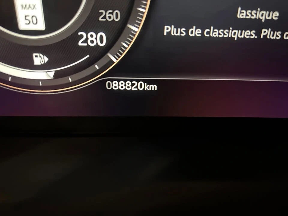 2023 Jaguar F-Pace - Image 12 of 20