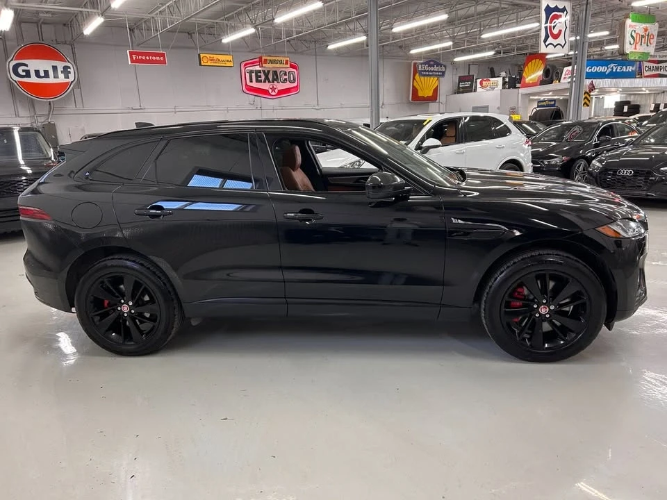 2023 Jaguar F-Pace - Image 5 of 20