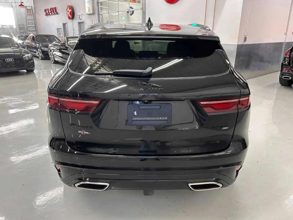 2023 Jaguar F-Pace - Image 4 of 20