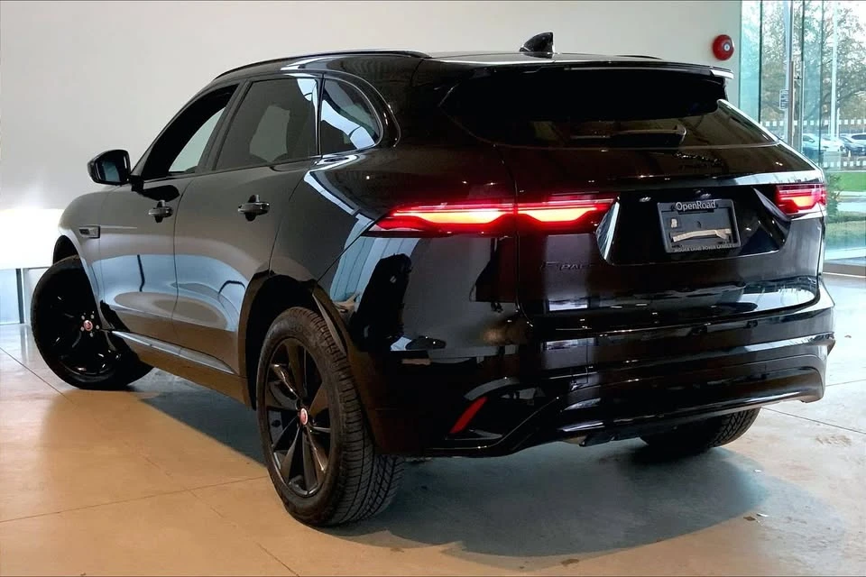 2023 Jaguar F-Pace - Image 4 of 20