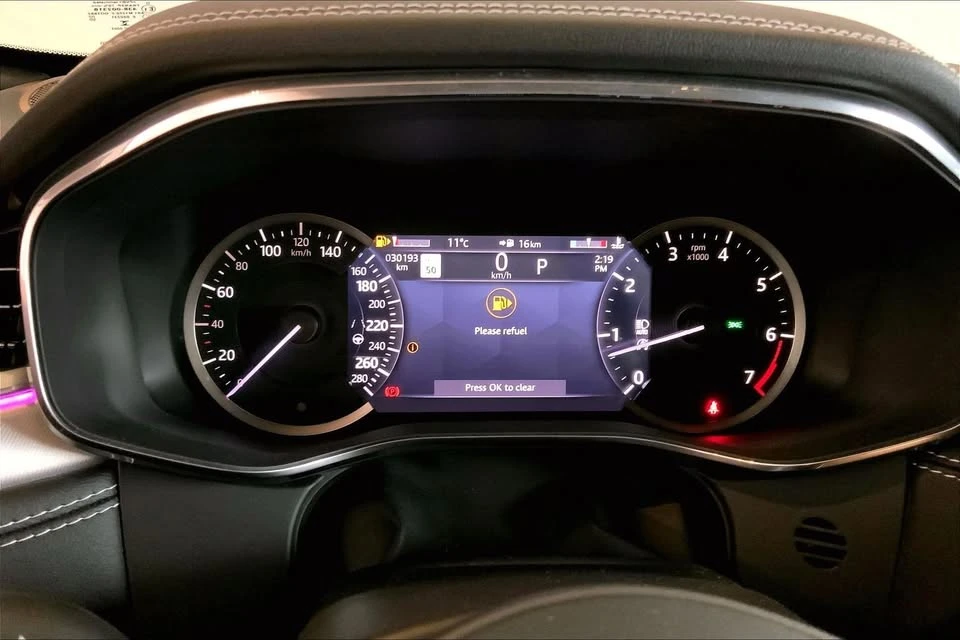 2023 Jaguar F-Pace - Image 17 of 20