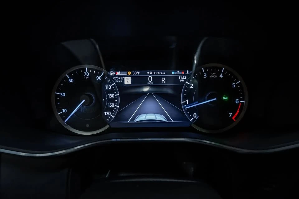 2023 Jaguar F-Pace - Image 14 of 20