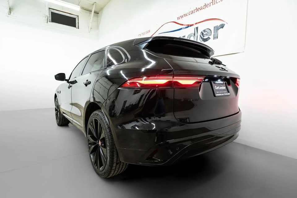2023 Jaguar F-Pace - Image 6 of 20