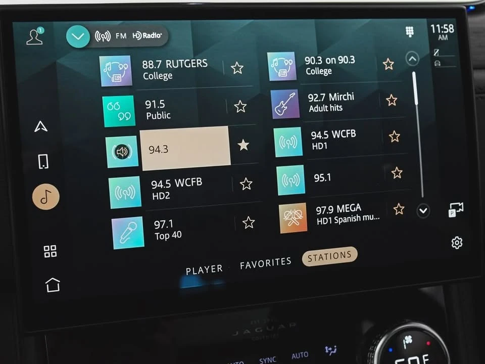 2023 Jaguar F-Pace - Image 19 of 20