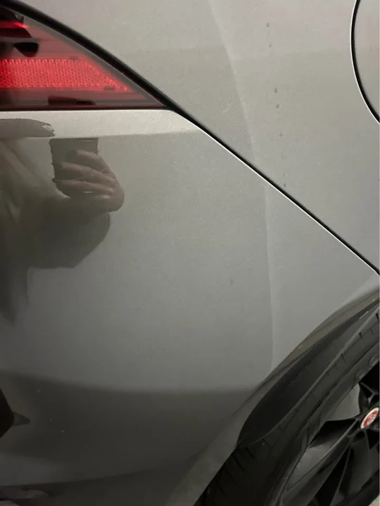 2023 Jaguar F-Pace - Image 8 of 14