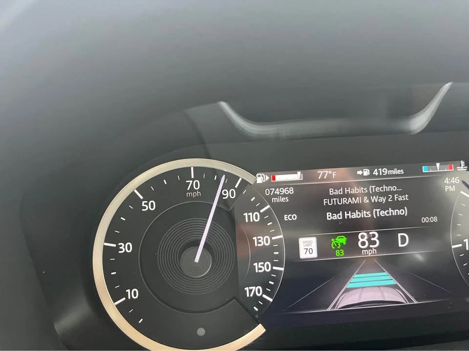 2023 Jaguar F-Pace - Image 14 of 14