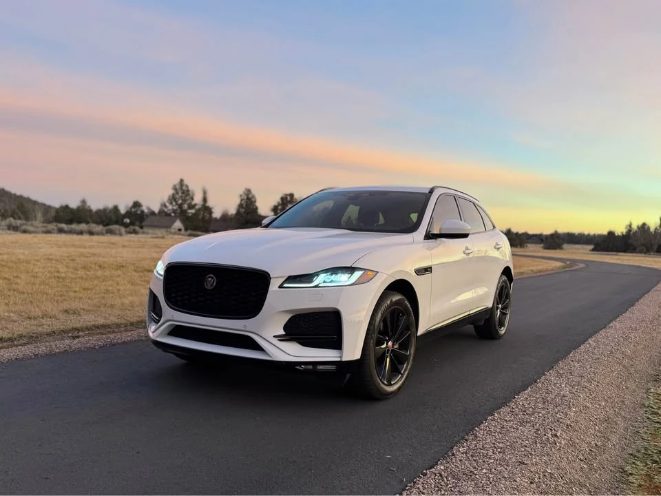 2023 Jaguar F-Pace - Image 18 of 19