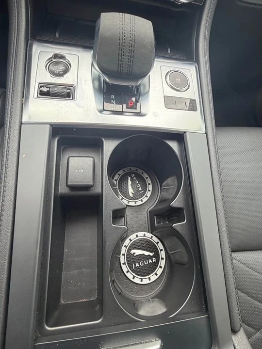 2023 Jaguar F-Pace - Image 19 of 19