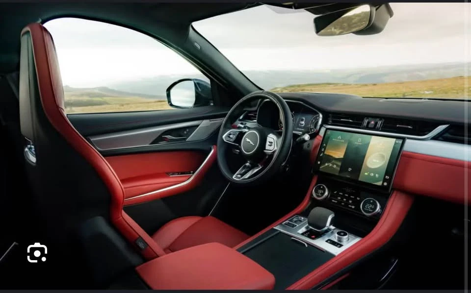2023 Jaguar F-Pace - Image 2 of 3