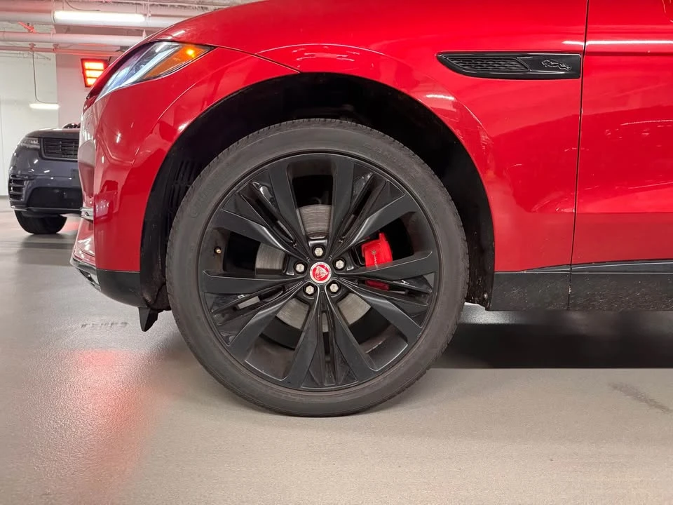 2023 Jaguar F-Pace - Image 8 of 16