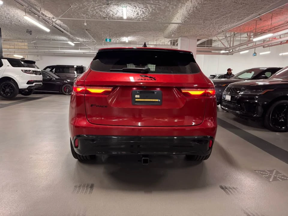 2023 Jaguar F-Pace - Image 4 of 16