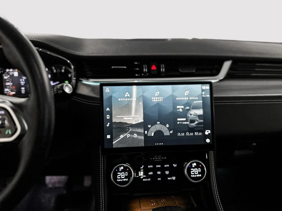 2023 Jaguar F-Pace - Image 18 of 20