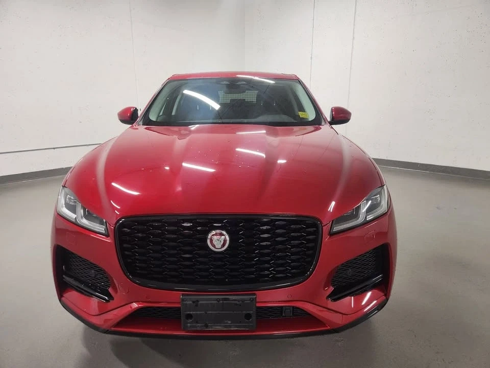 2023 Jaguar F-Pace - Image 7 of 16