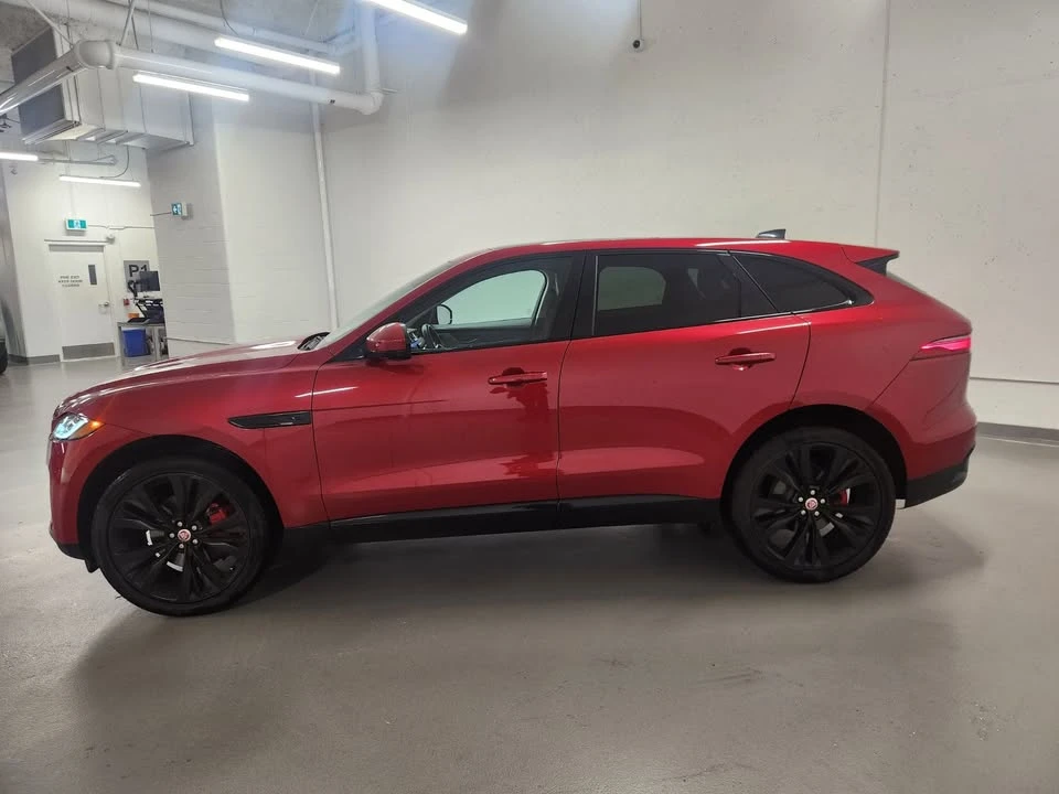 2023 Jaguar F-Pace - Image 5 of 19