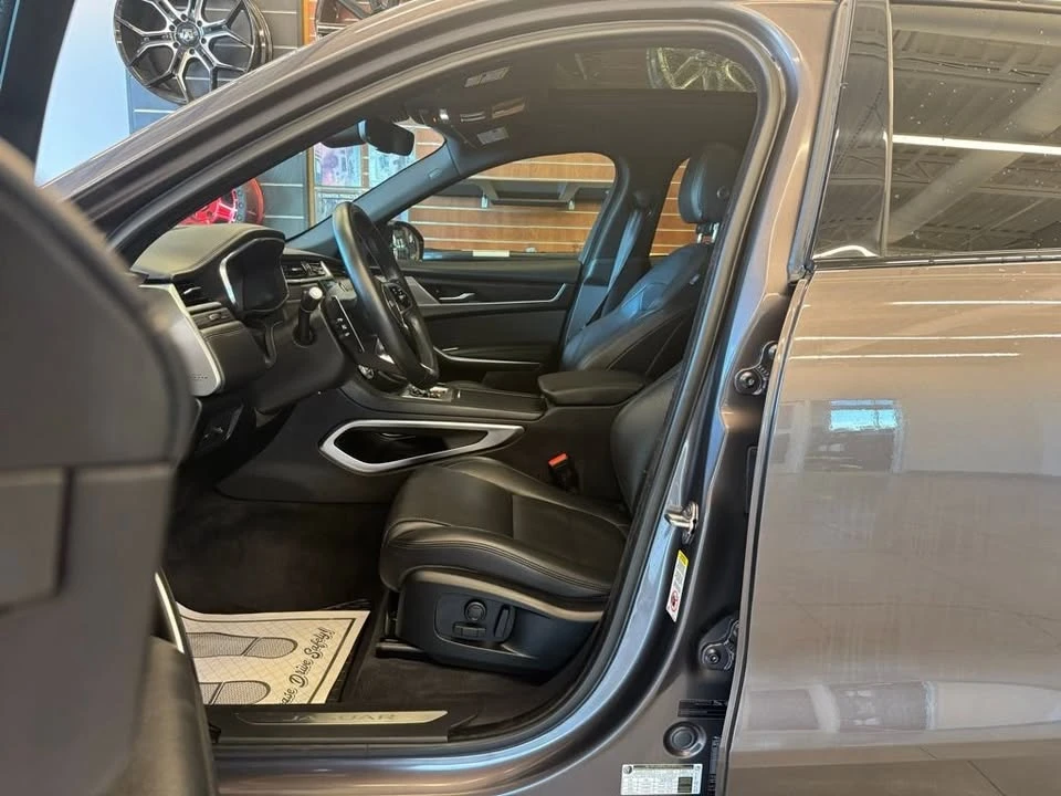 2023 Jaguar F-Pace - Image 14 of 20