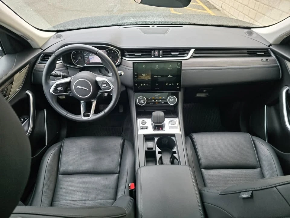 2023 Jaguar F-Pace - Image 2 of 20