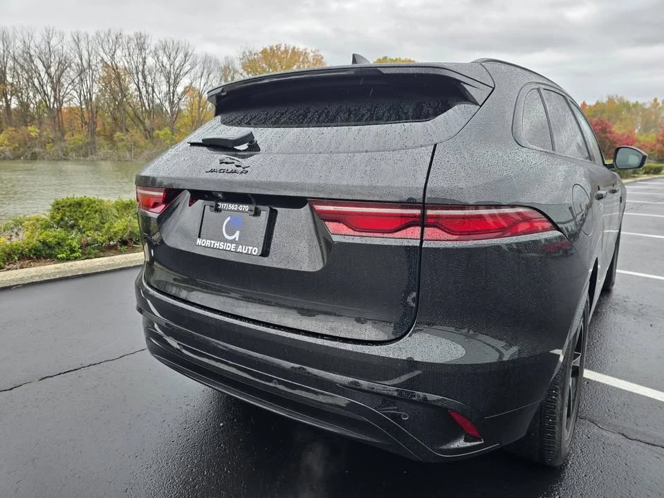 2023 Jaguar F-Pace - Image 7 of 20