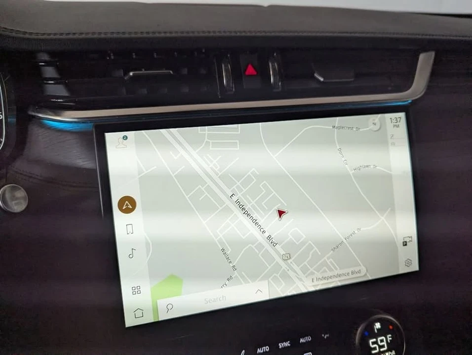 2023 Jaguar F-Pace - Image 10 of 20