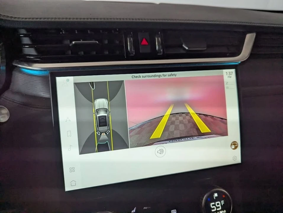 2023 Jaguar F-Pace - Image 9 of 20