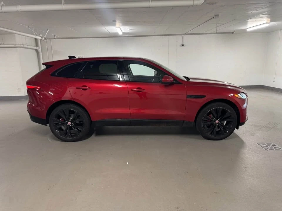2023 Jaguar F-Pace - Image 6 of 19