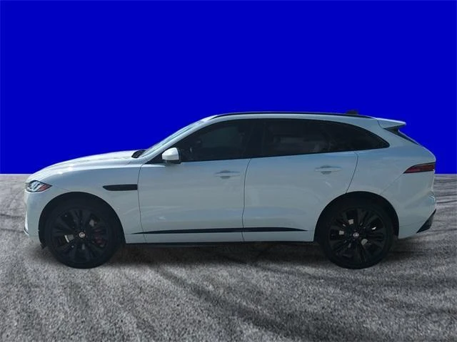 2023 Jaguar F-Pace - Image 4 of 17