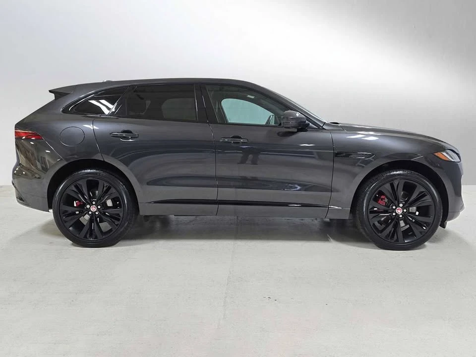 2023 Jaguar F-Pace - Image 2 of 14