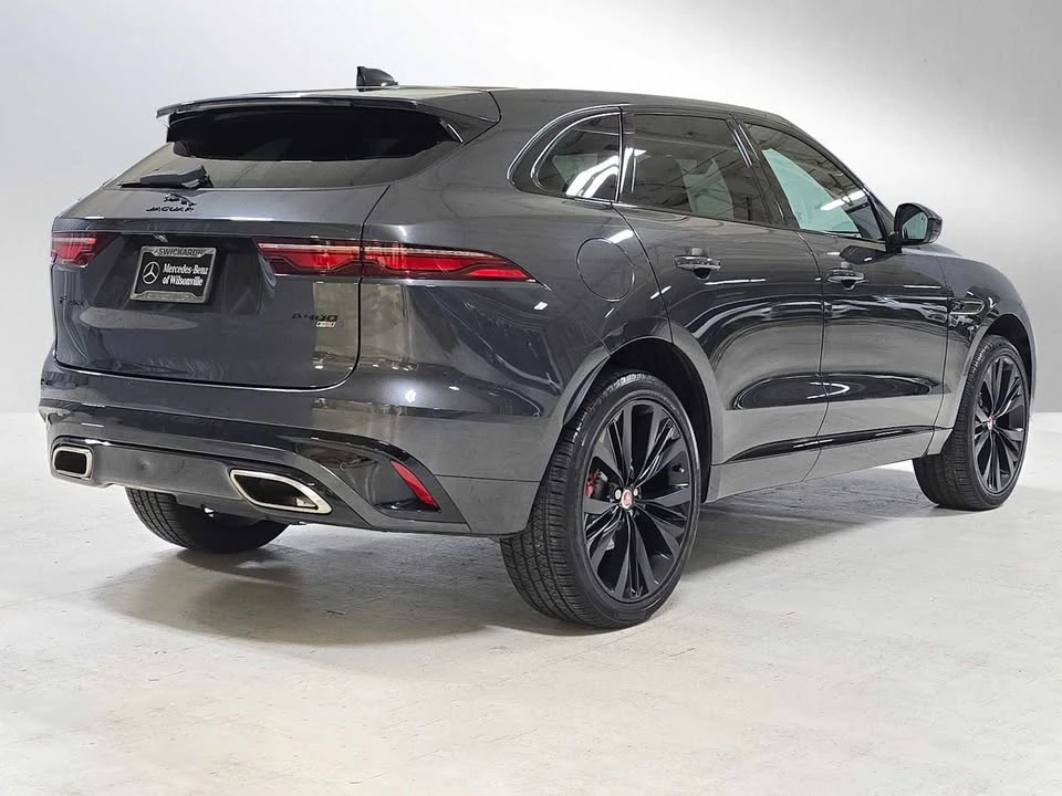 2023 Jaguar F-Pace - Image 3 of 14