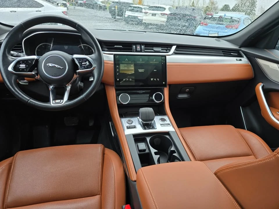 2023 Jaguar F-Pace - Image 17 of 19