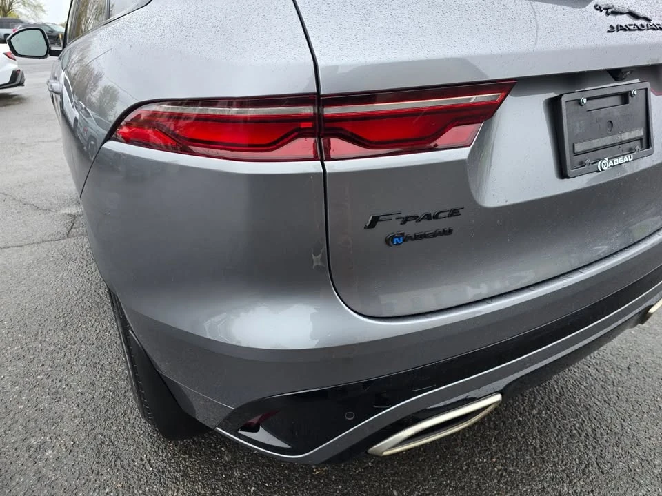 2023 Jaguar F-Pace - Image 11 of 19