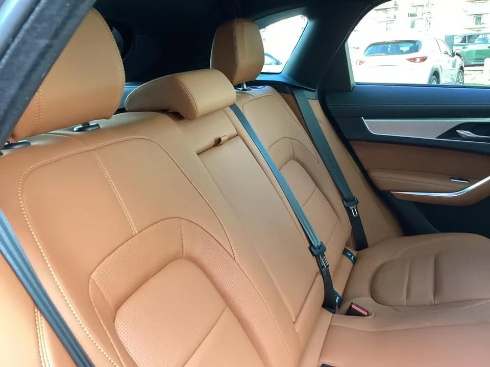 2023 Jaguar F-Pace - Image 12 of 20