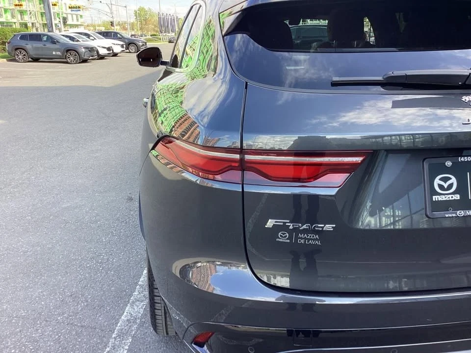 2023 Jaguar F-Pace - Image 9 of 20