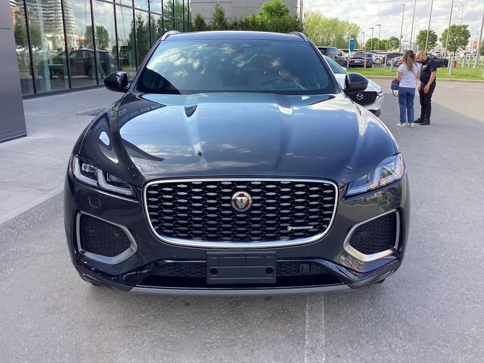 2023 Jaguar F-Pace - Image 8 of 20