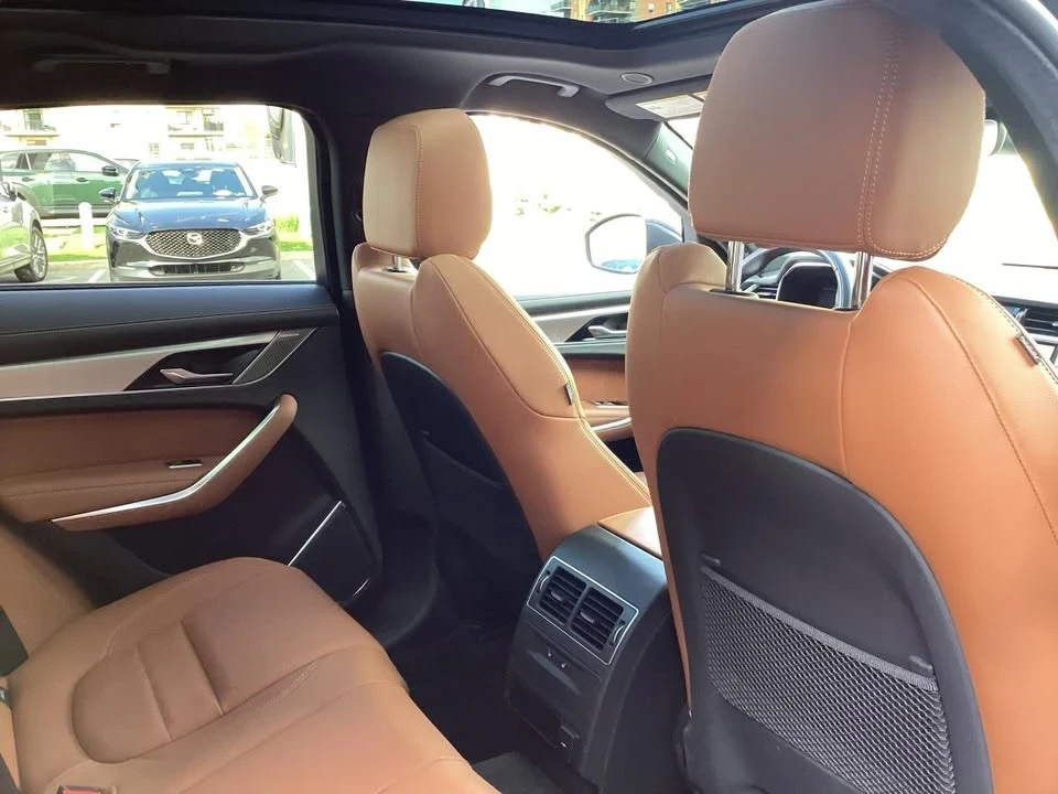 2023 Jaguar F-Pace - Image 11 of 20
