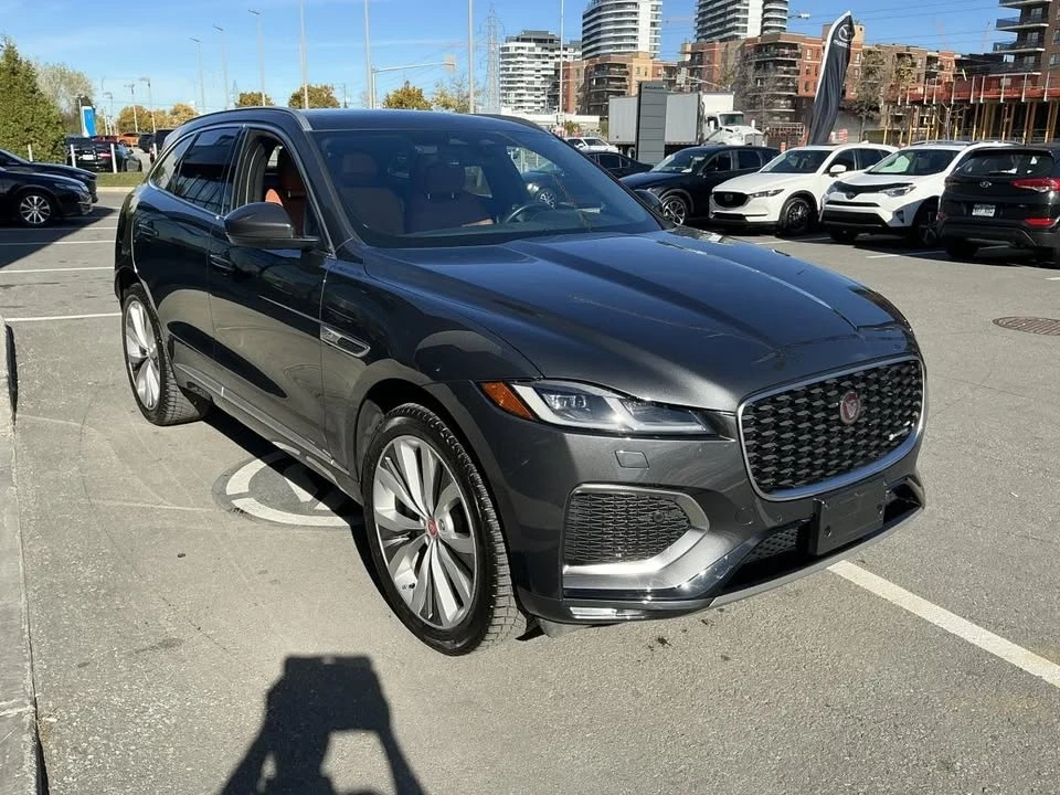 2023 Jaguar F-Pace - Image 2 of 20