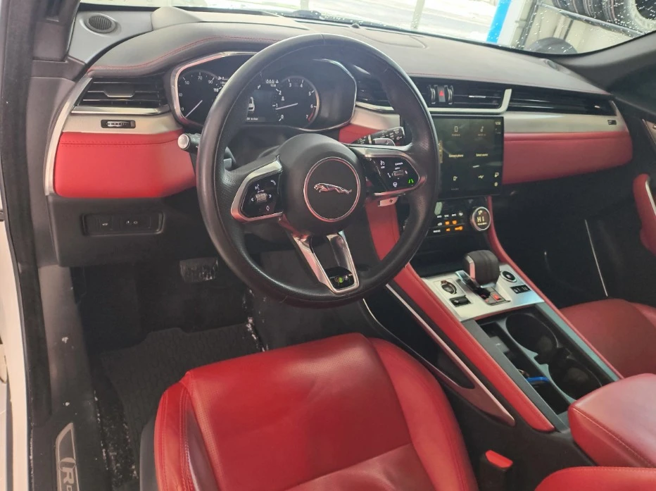 2023 Jaguar F-Pace - Image 8 of 16