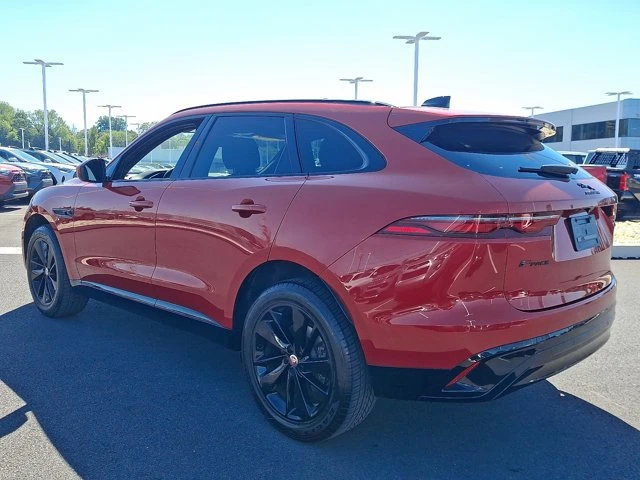 2023 Jaguar F-Pace - Image 3 of 19