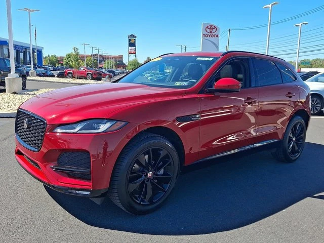 2023 Jaguar F-Pace - Image 2 of 19