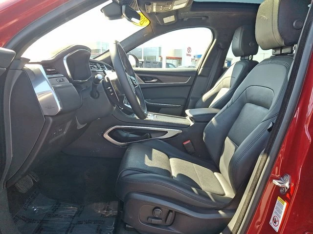 2023 Jaguar F-Pace - Image 12 of 19