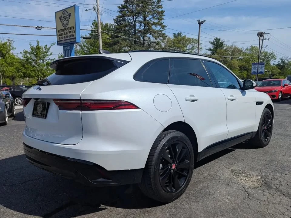 2023 Jaguar F-Pace - Image 7 of 20