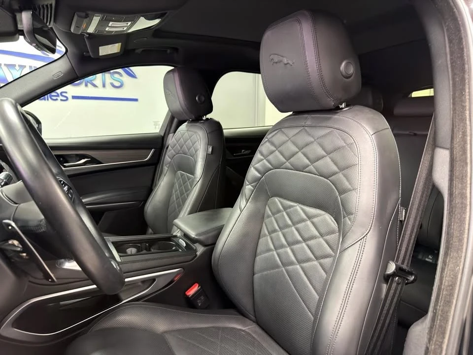2023 Jaguar F-Pace - Image 10 of 20