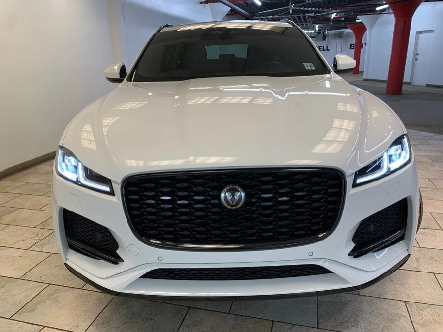 2023 Jaguar F-Pace - Image 2 of 16