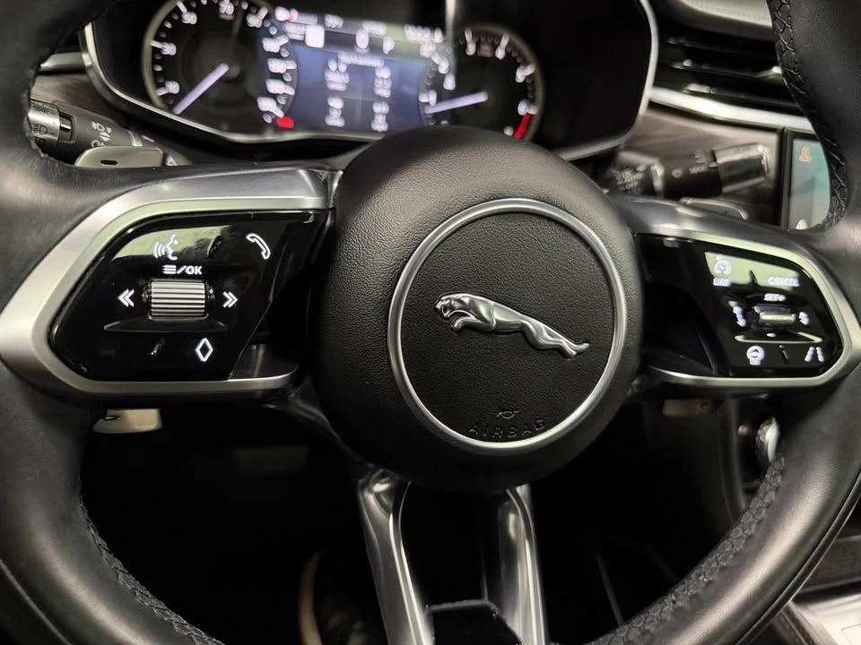 2023 Jaguar F-Pace - Image 17 of 20