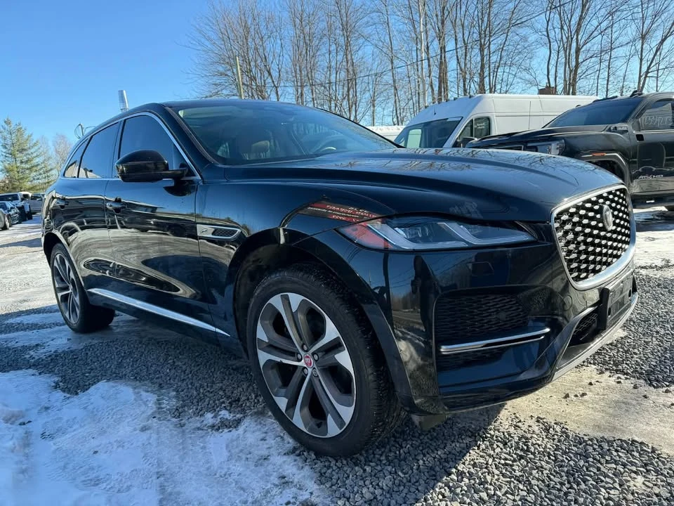 2023 Jaguar F-Pace - Image 4 of 19