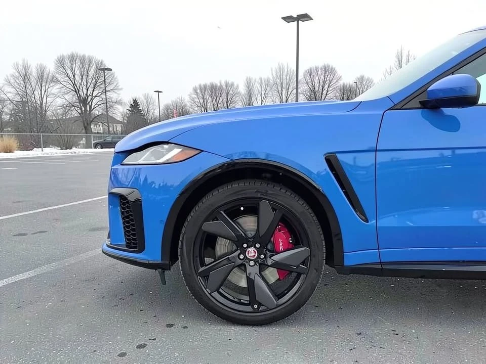 2023 Jaguar F-Pace SVR - Image 8 of 13