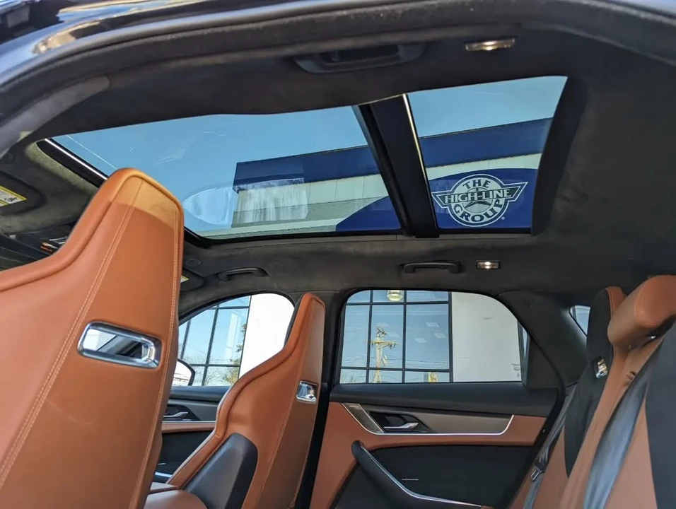 2023 Jaguar F-Pace SVR - Image 17 of 17