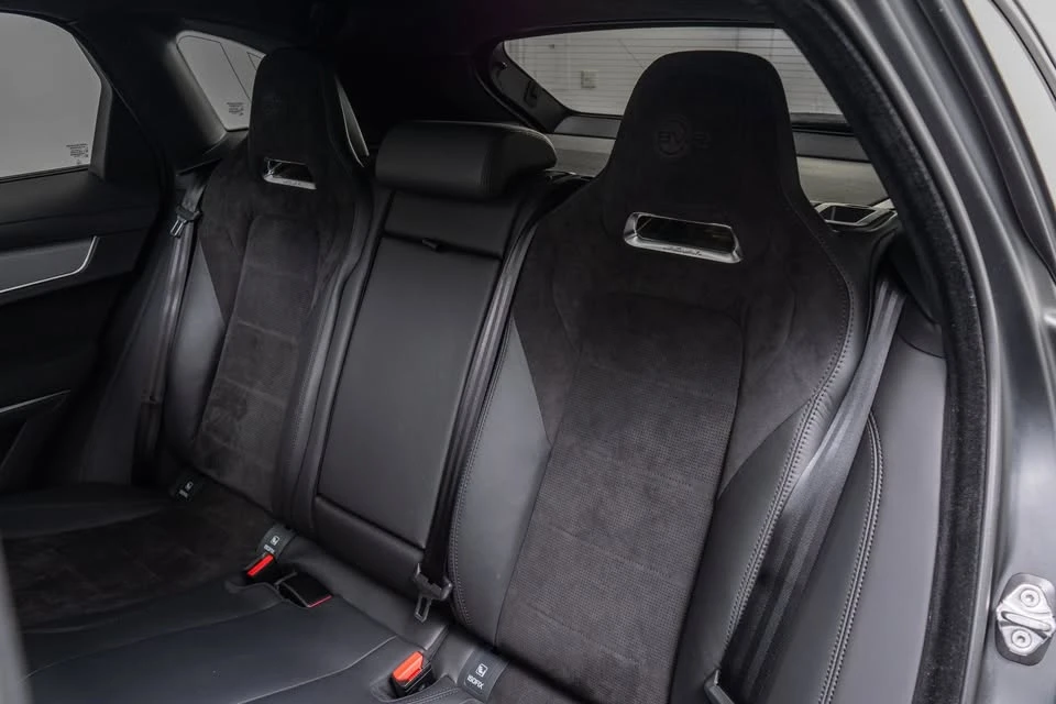 2023 Jaguar F-Pace SVR - Image 12 of 15