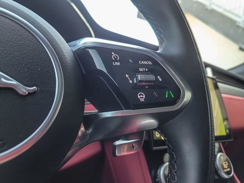 2023 Jaguar F-Pace SVR - Image 11 of 20