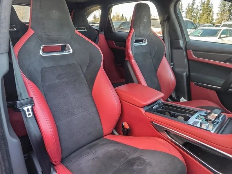 2023 Jaguar F-Pace SVR - Image 17 of 20