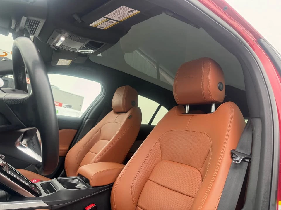 2023 Jaguar I-Pace - Image 12 of 13