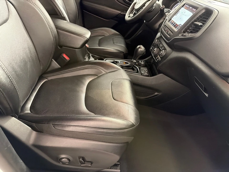 2023 Jeep - Image 24 of 27